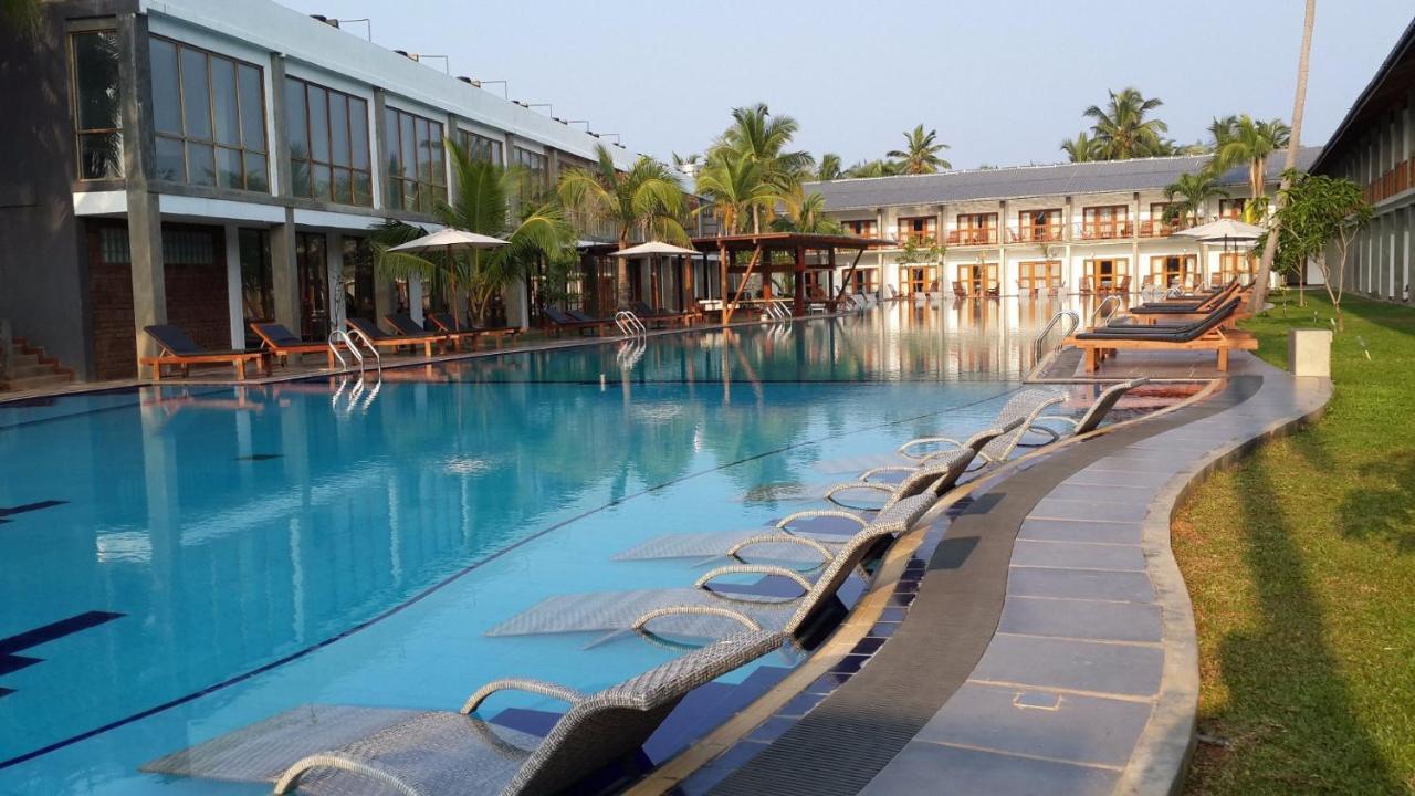 Carolina Beach Resort & Spa Chilaw Exterior foto